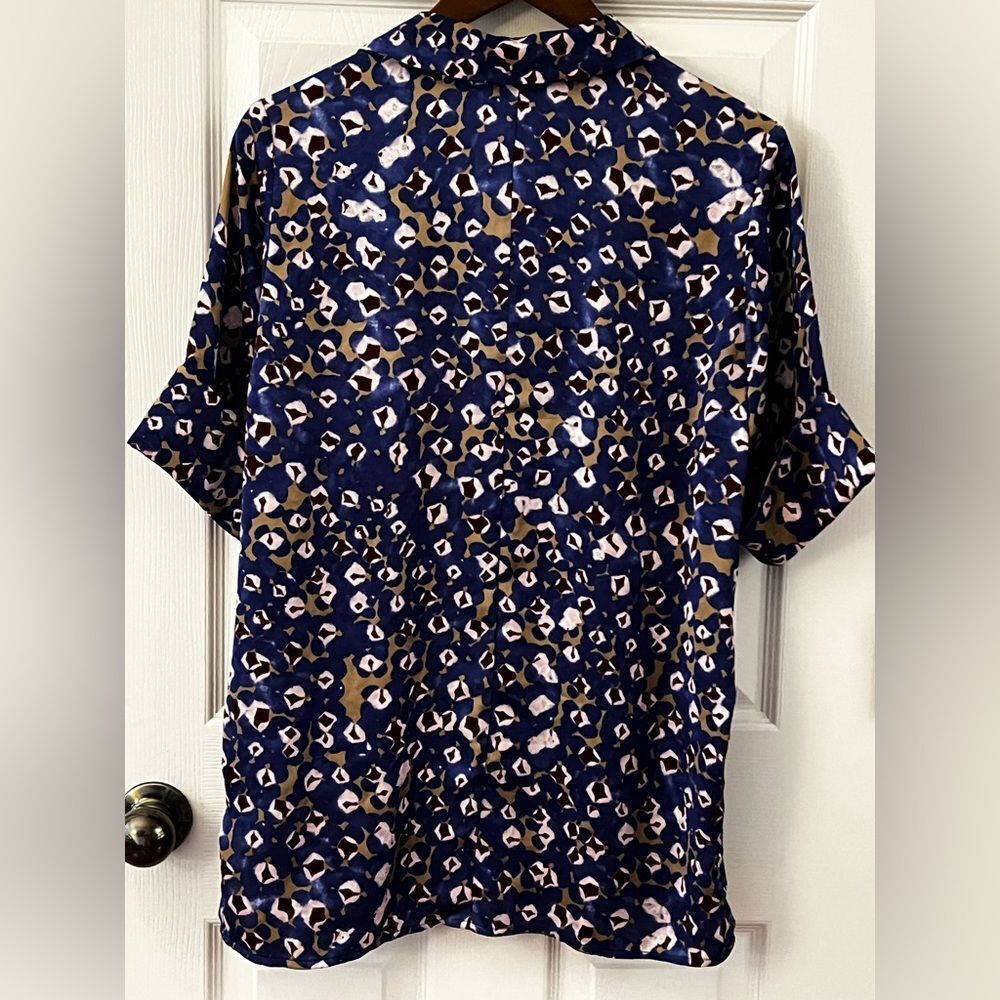 Open Edit Women’s button up silk like blouse size xs - Picture 4 of 4